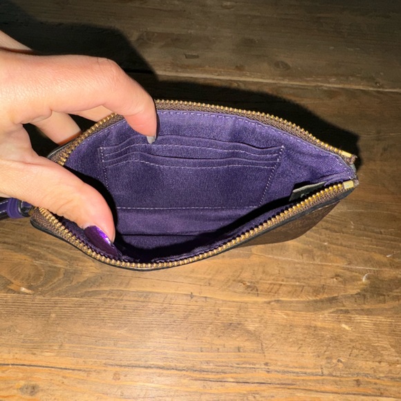 Classic Coach Wristlet Coin Purse/ID Wallet with Purple Detail - Picture 3 of 3
